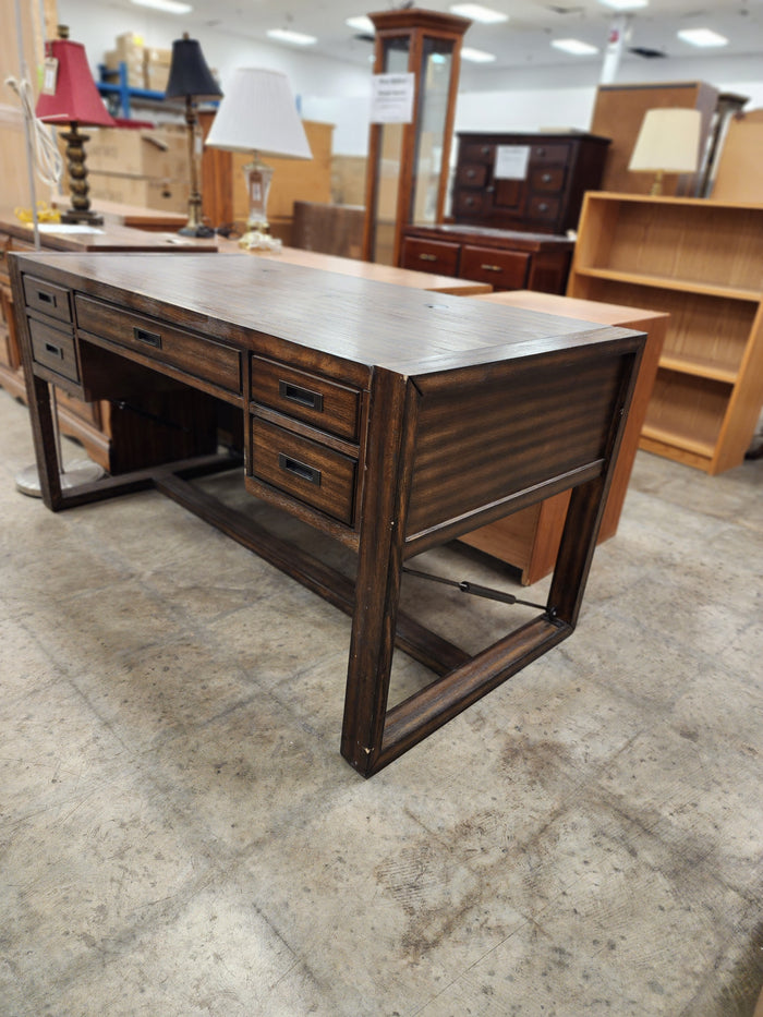 Traditional Style Wooden Writing Desk