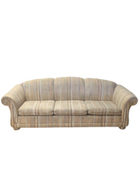 Nonnas Sofa