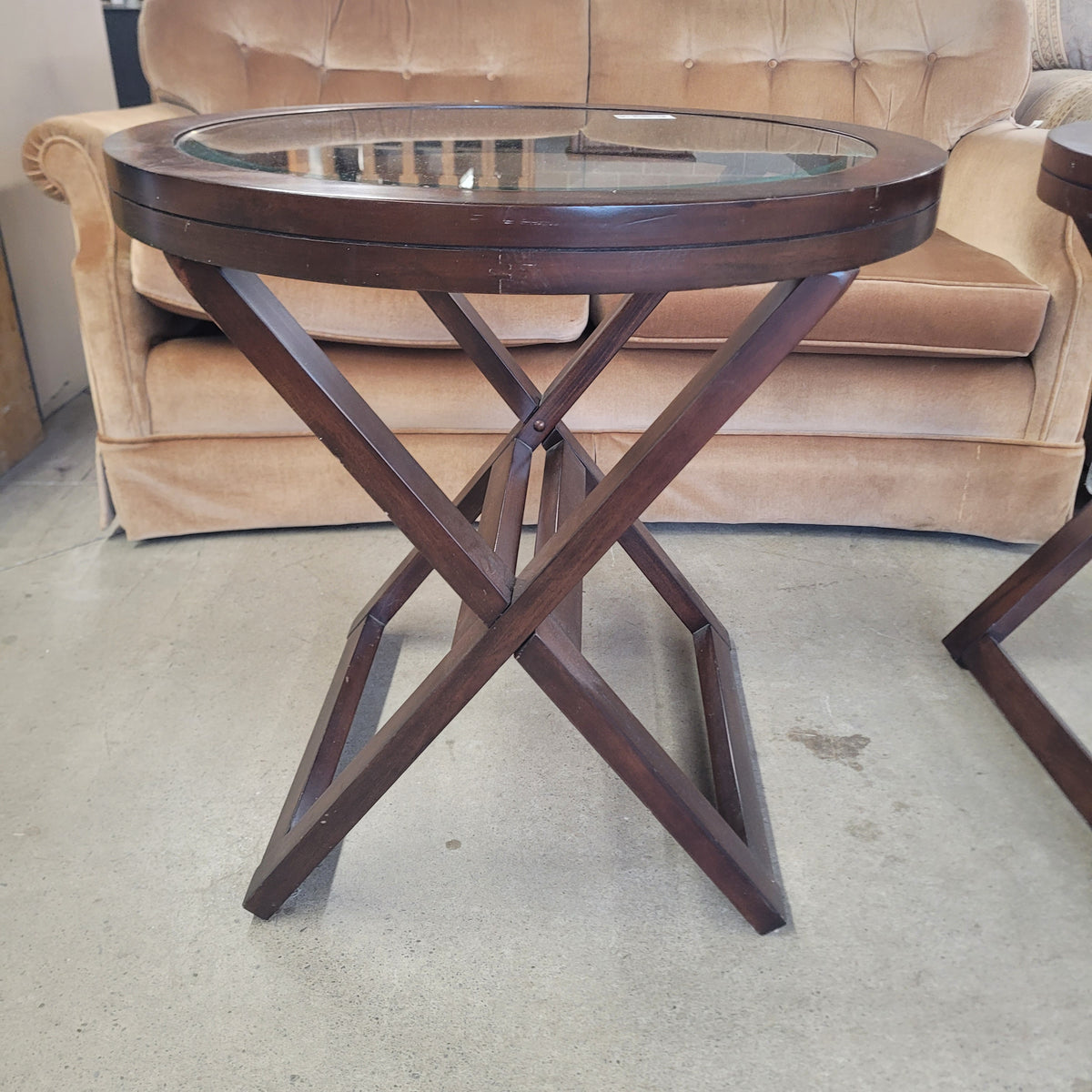 26"Diameter Side Table with Glass Top