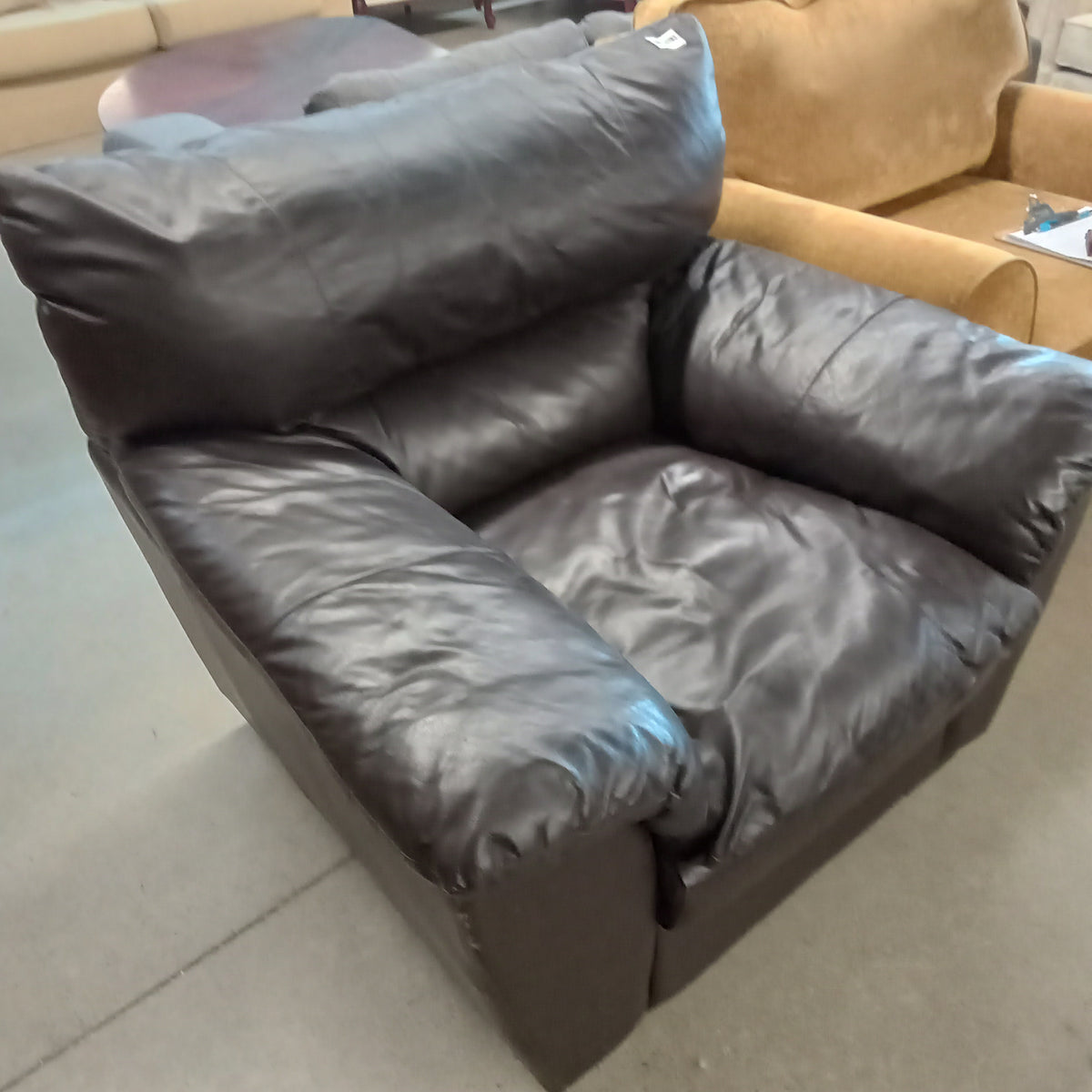43"W Black Leather Arm Chair