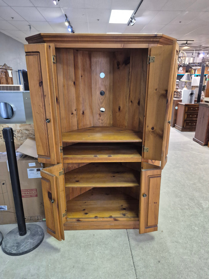 Pine Corner Media Armoire