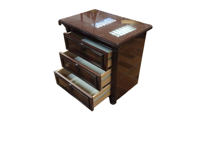 Traditional Style Night Stand