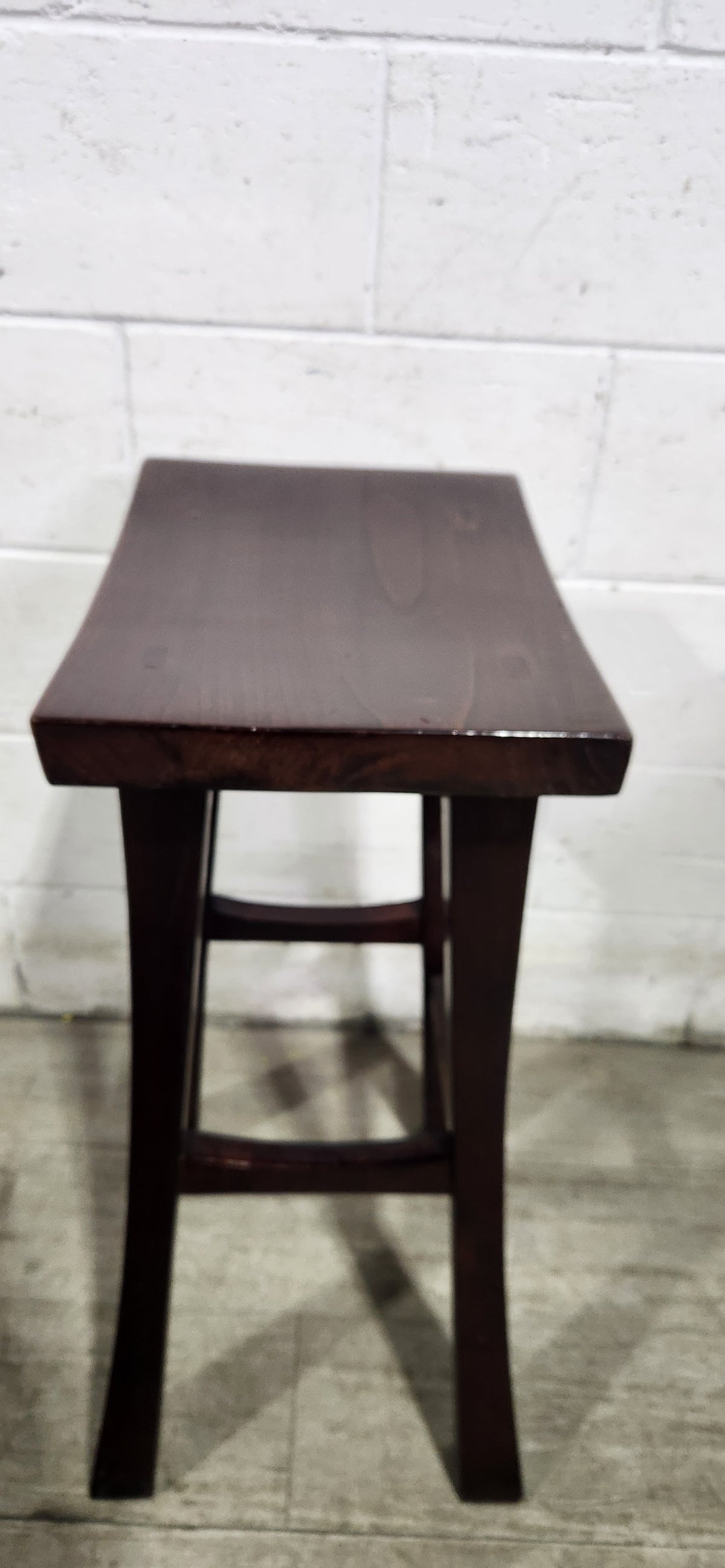 Mahogany Timber Saddle Bar Stool
