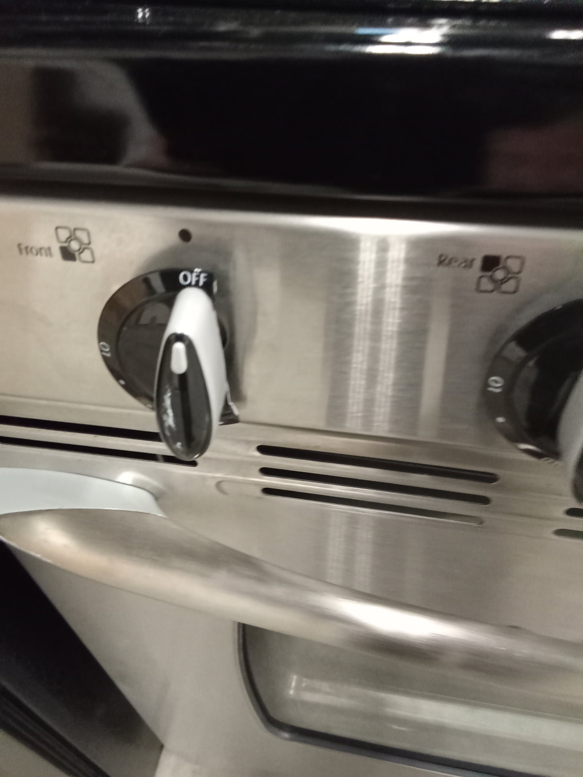 30"W 5-Burner Gas Stove in Black and Stainless Steel