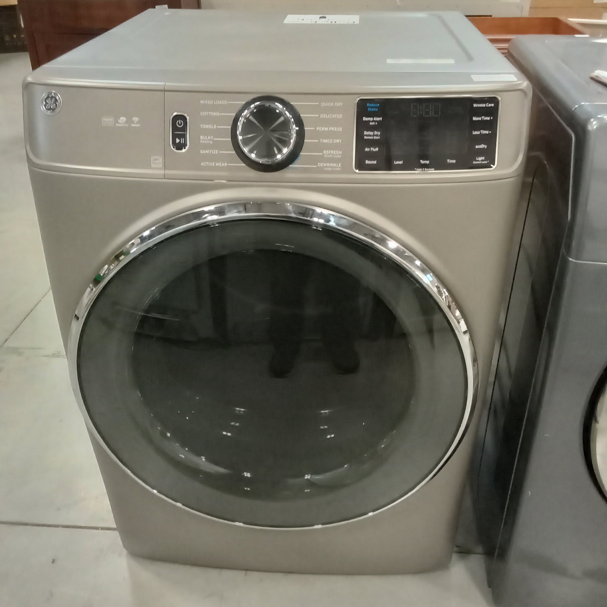 28"W Front Load Electric Dyer