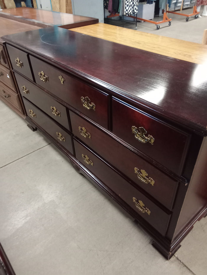 64"W 7-Drawer Dresser
