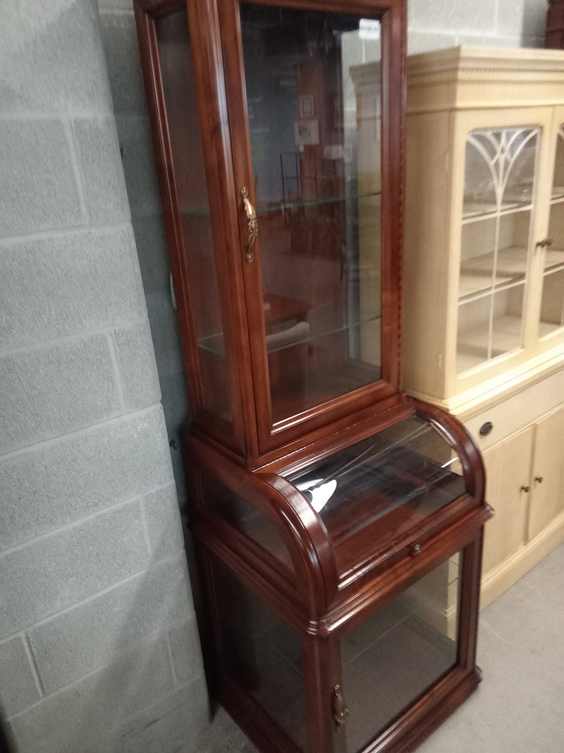 25.5"W One Piece Display Cabinet in Solid Wood