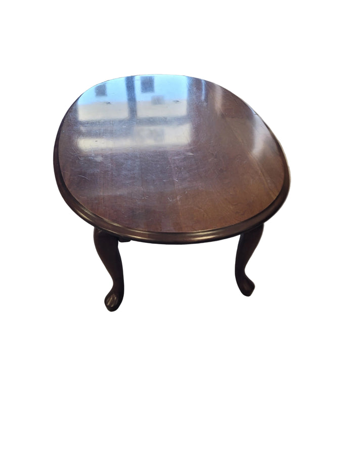Queen Anne Oval Coffee Table