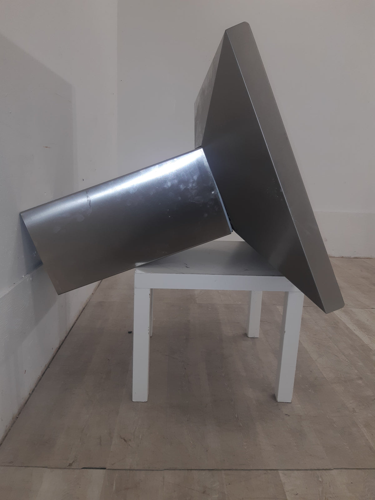 Wolf Stainless Stain Range Hood