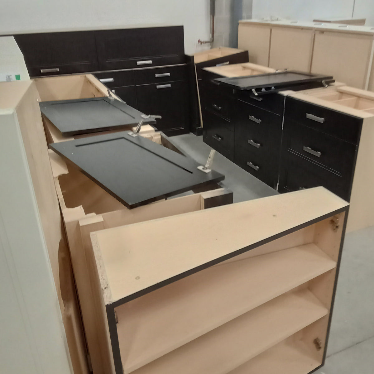 Kitchen Cabinet Set $1595