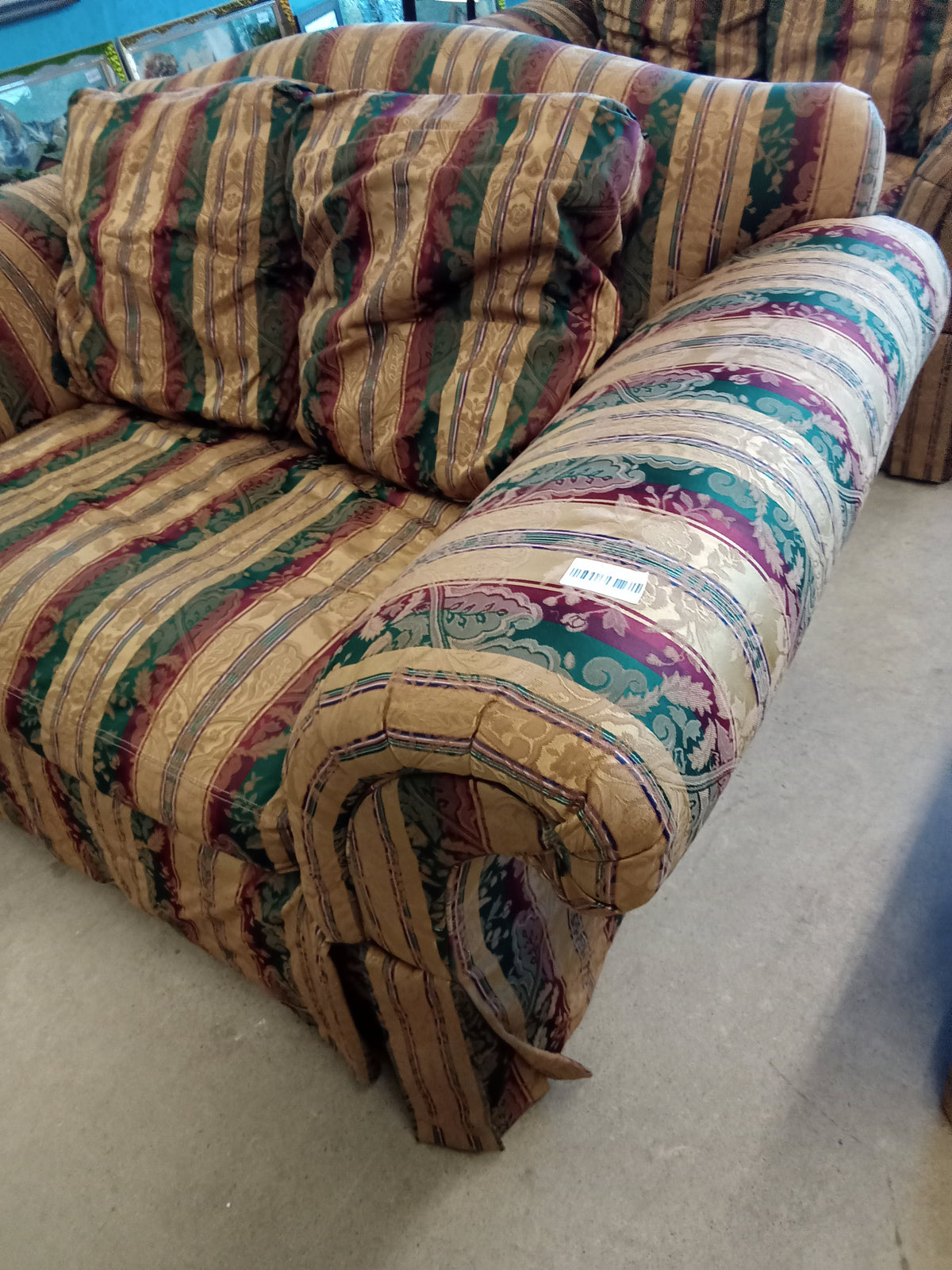 69"W Gold and Green Love Seat