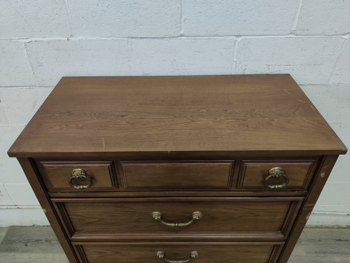 Kroehler Furniture Chest of Drawers