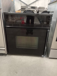 27"W Built-In Oven in Black