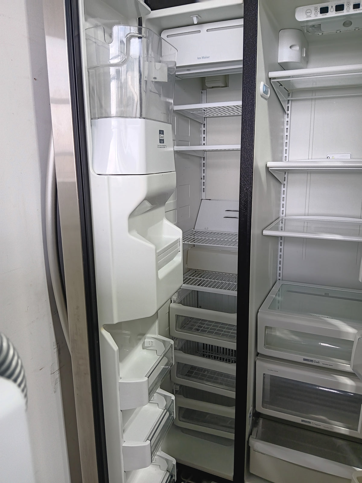 Kitchen AID Fridge / Frezeer with Ice & Water