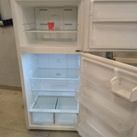 29.5"W Fridge Freezer in White