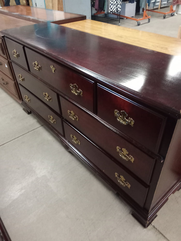 64"W 7-Drawer Dresser
