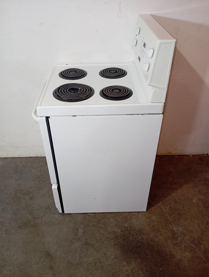 24" Frigidaire Electric Stove