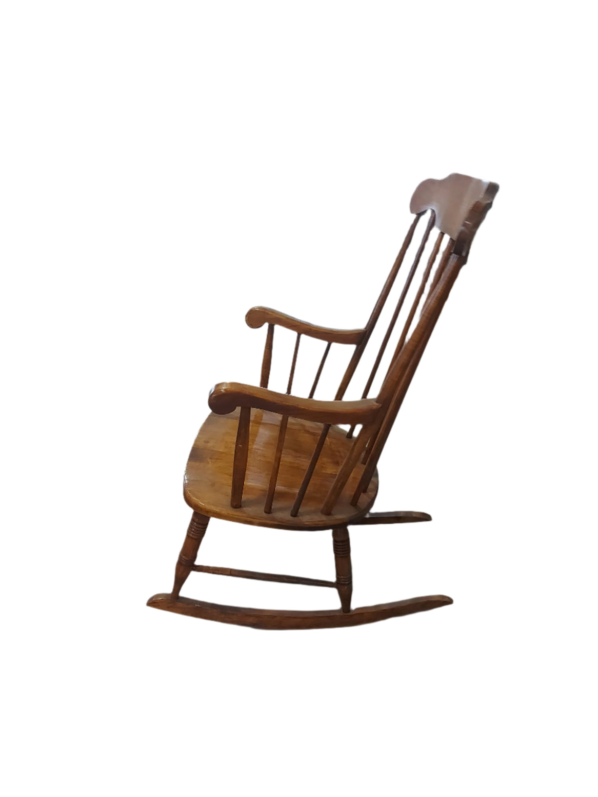 Rich Brown Wooden Rocking Chair – Habitat ReStore GTA