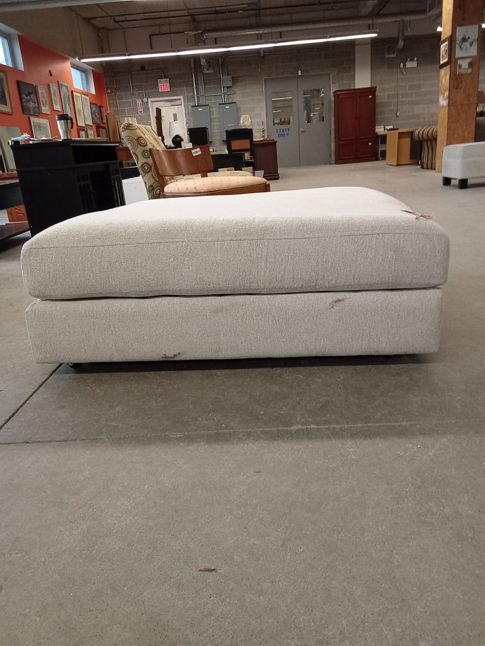 44"W Grey Woven Fabric Ottoman