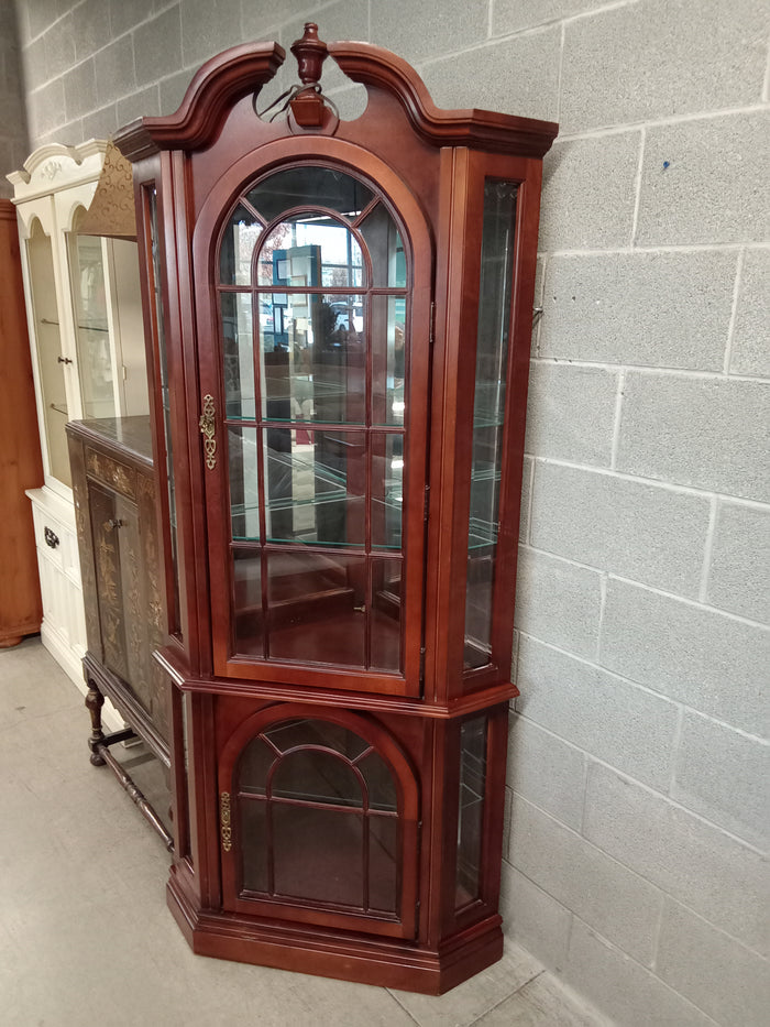 21"W One Piece Corner Curio Cabinet