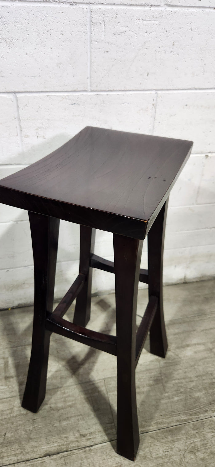 Mahogany Timber Saddle Bar Stool