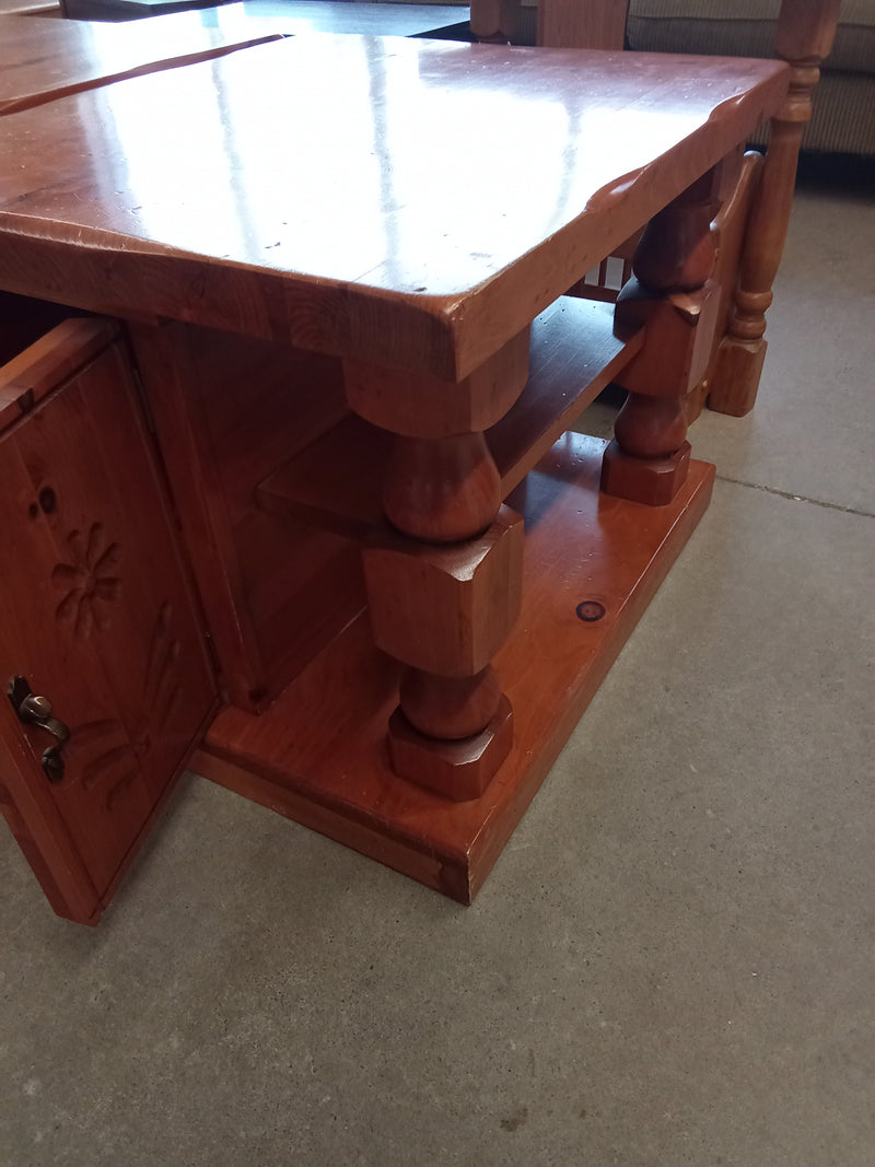 24"W Knotty Pine End Table with Storage