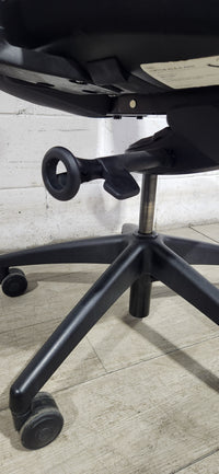 Tayco J1 Mesh-Back Task Chair