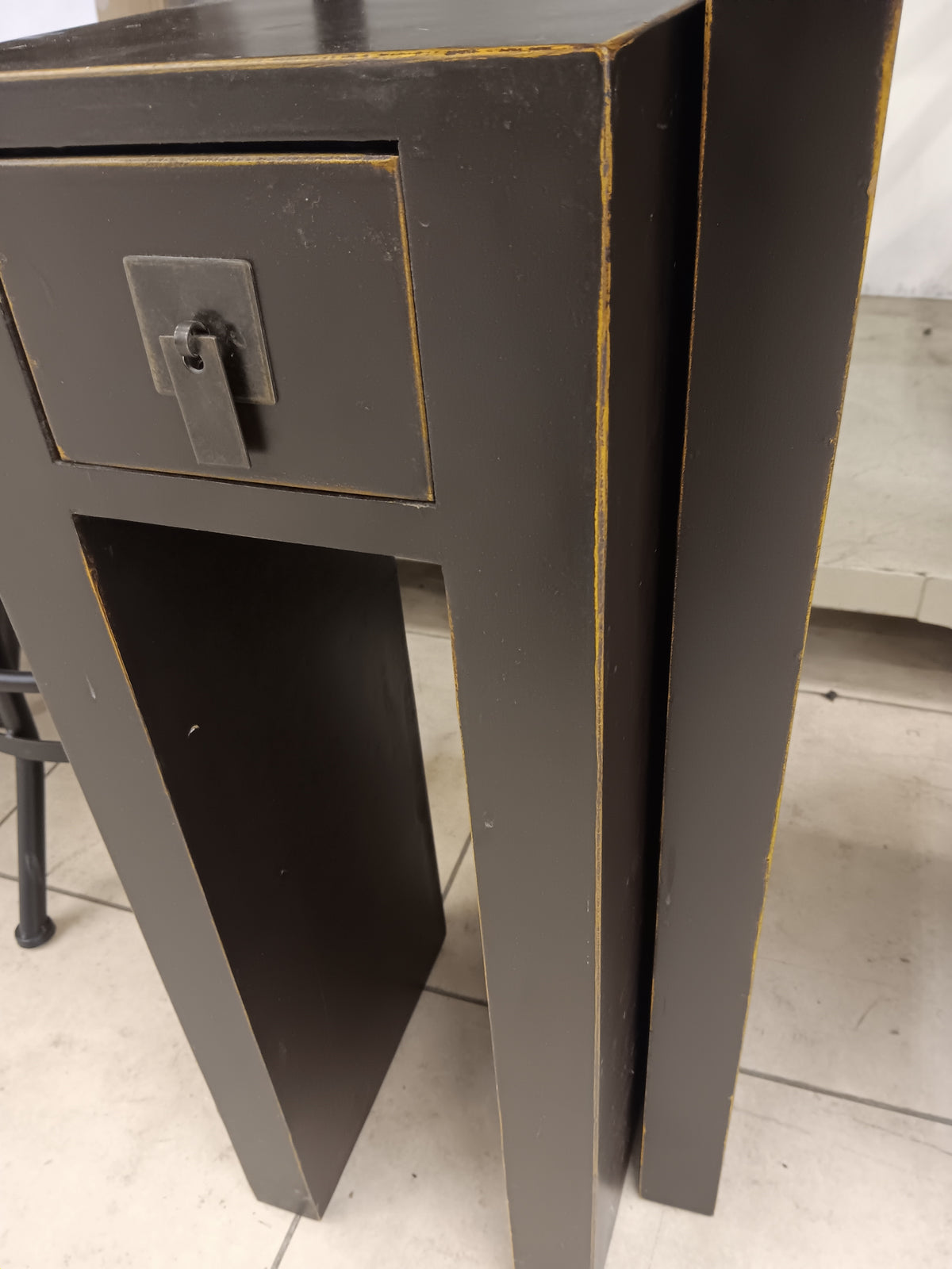 Nesting Pedestal Tables - Set of Two
