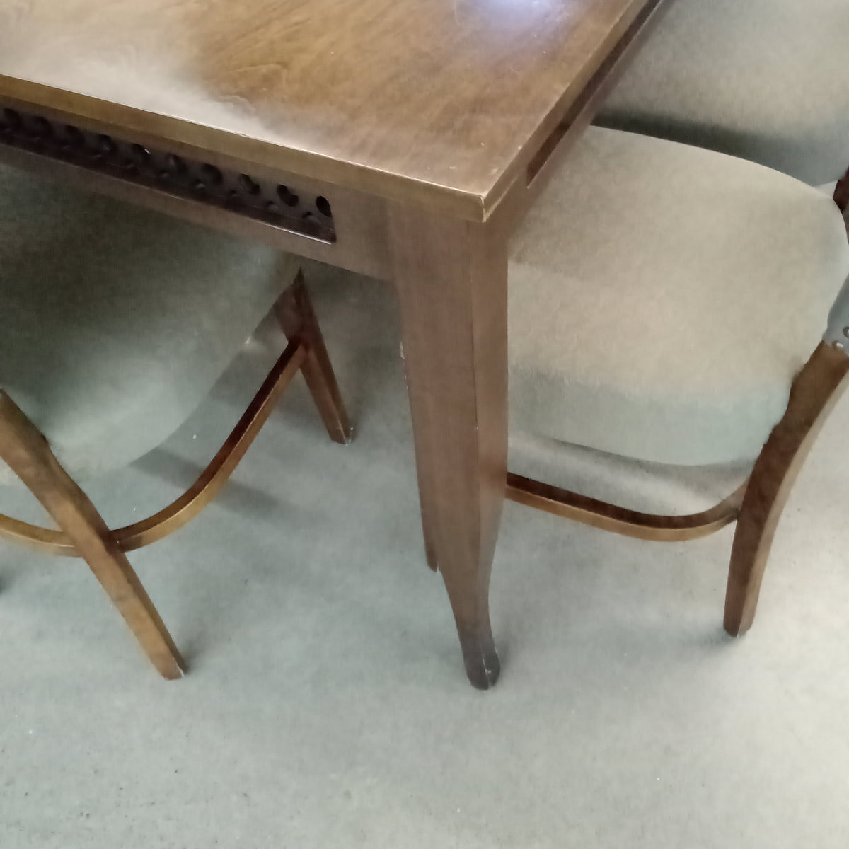 70.5"W Dining Table with Eight Chairs