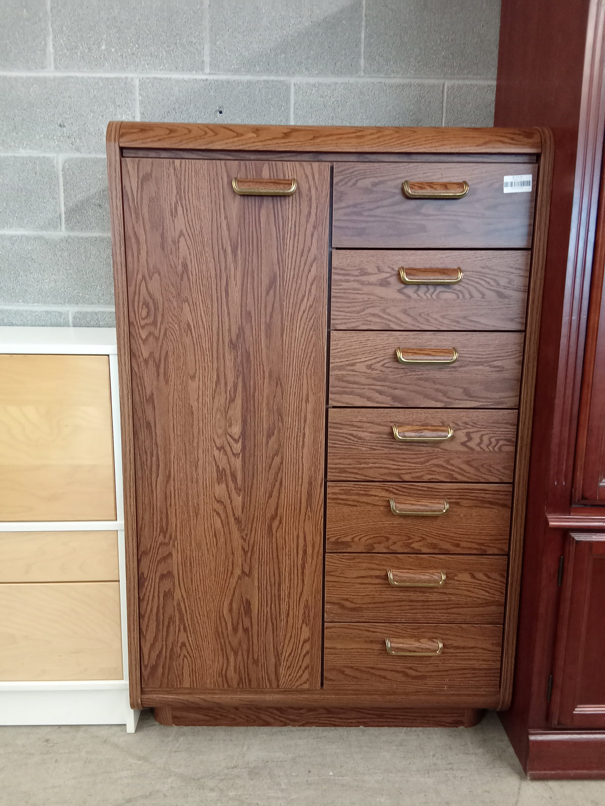 35"W 7-Drawer Dresser
