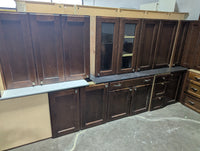 Traditional Style Medium Brown Full Kitchen