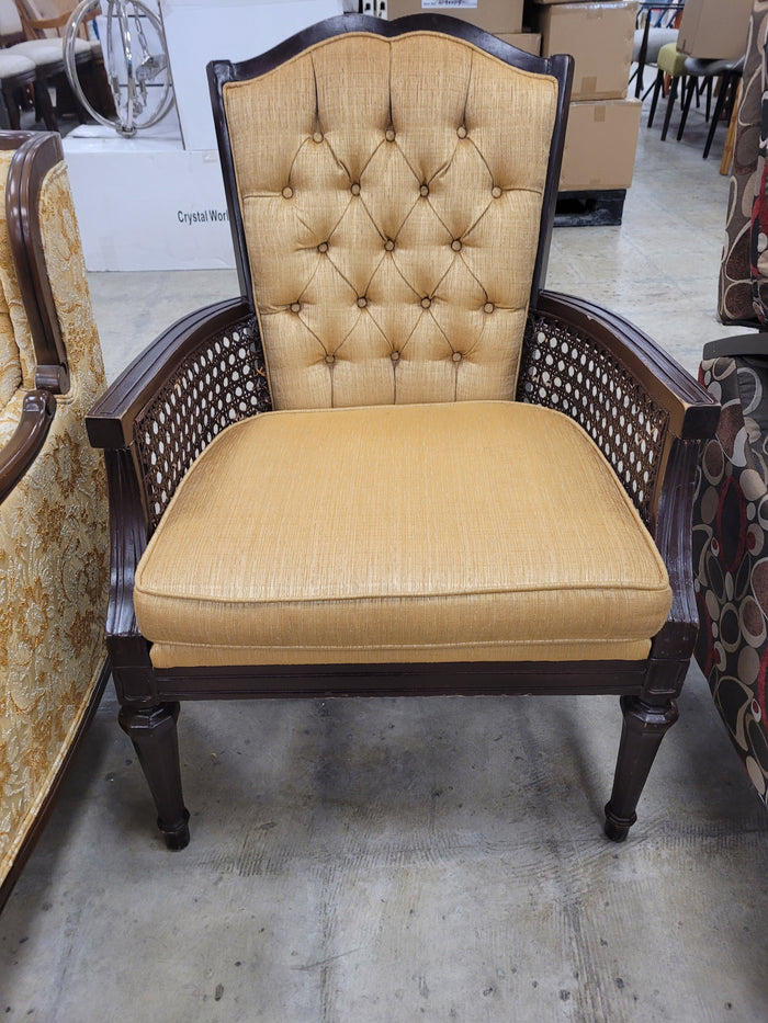 Gold Vintage-style Accent Chair