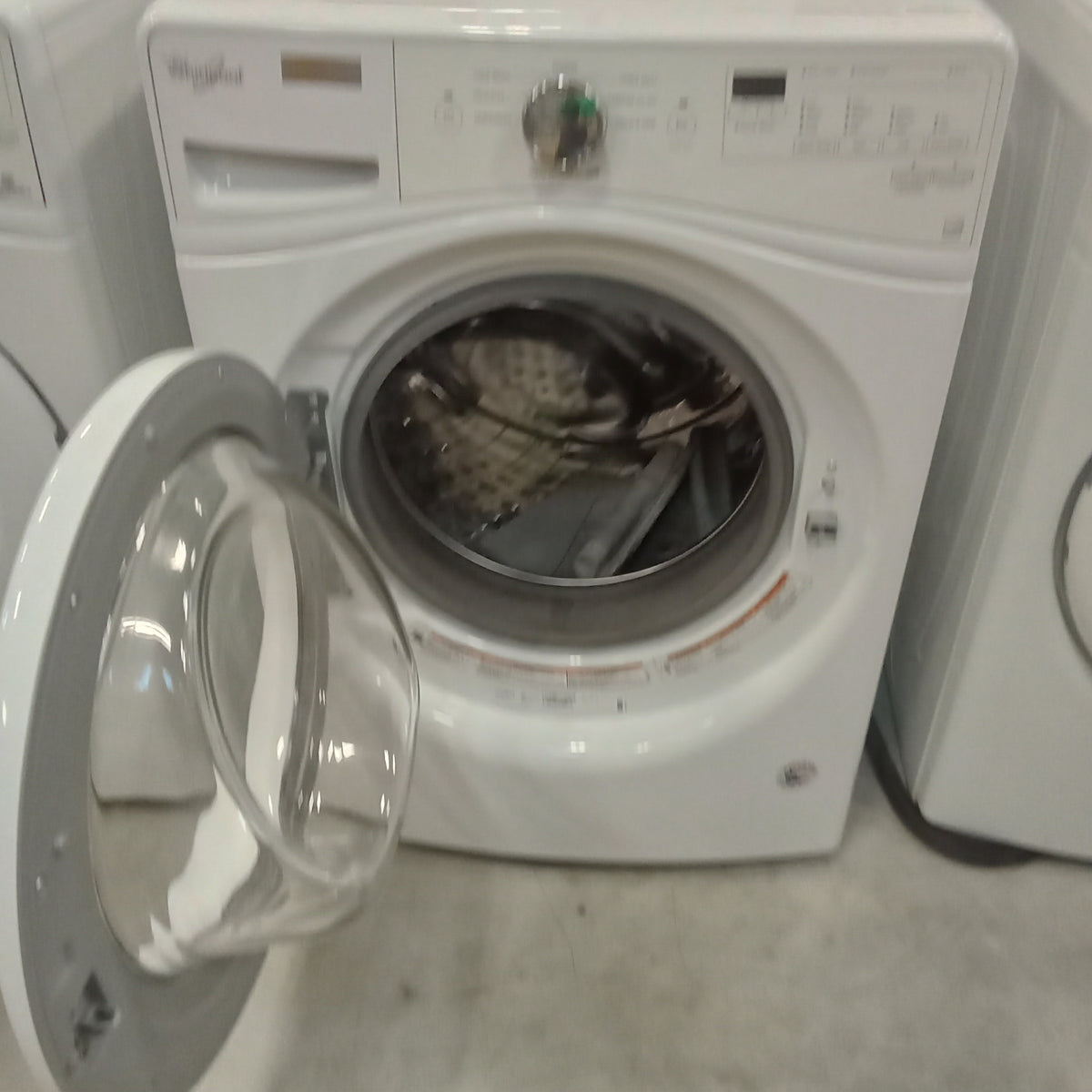 27"W Front Load Washing Machine in White