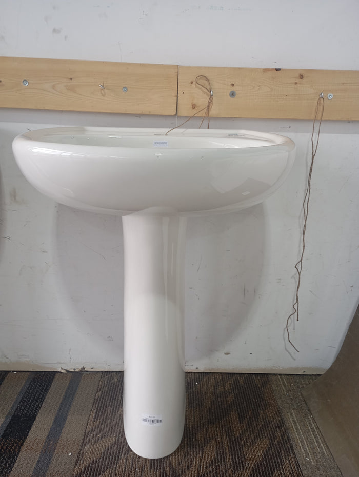 White Ceramic Pedestal sink