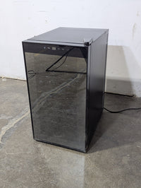 IVATION Free Standing 18-Bottle Wine Refrigerator