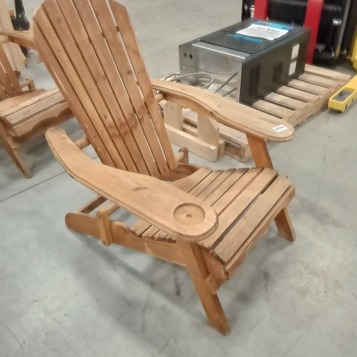 30"W Muskoka Chair in Pine