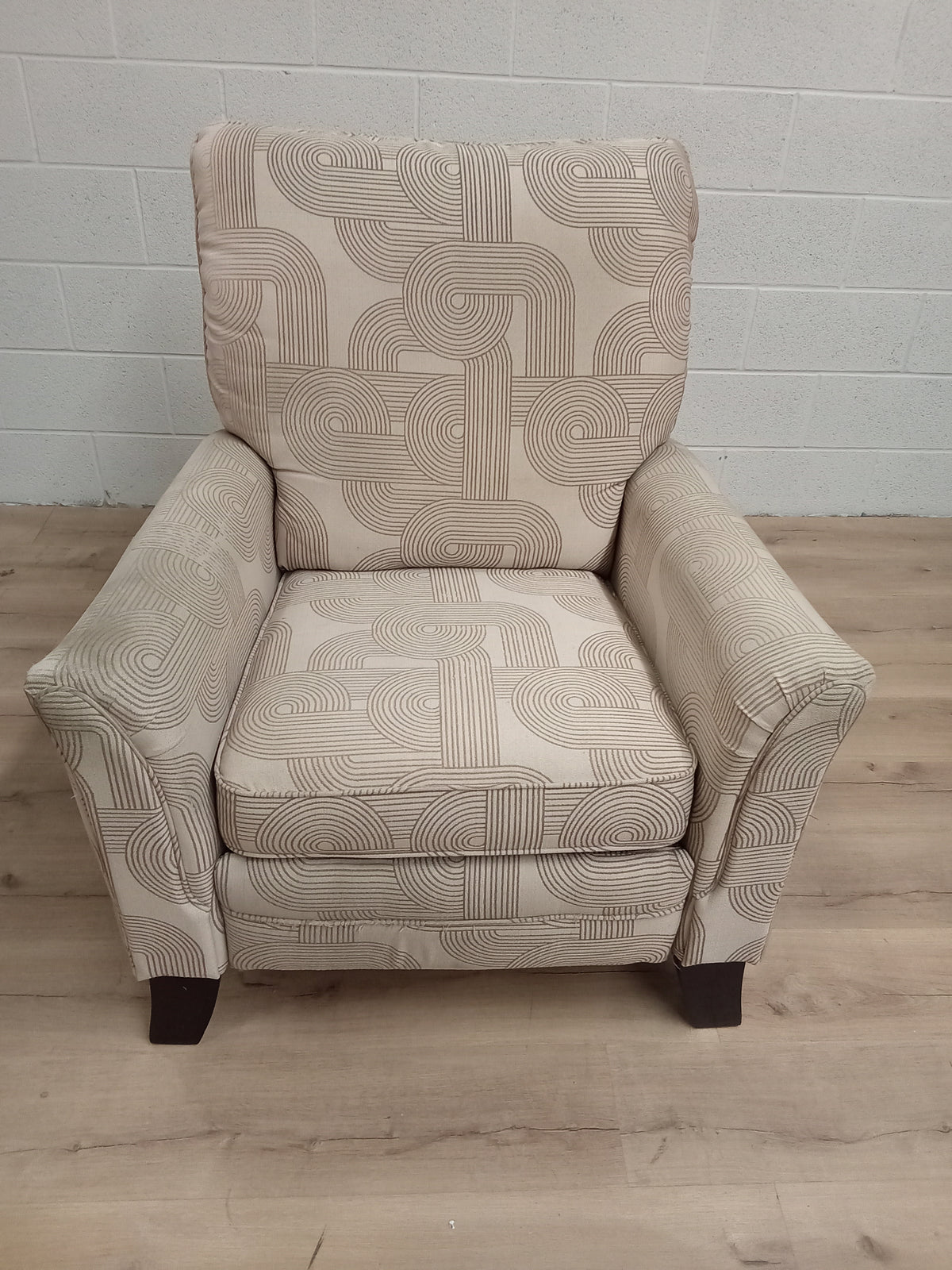 34"W Recliner Armchair