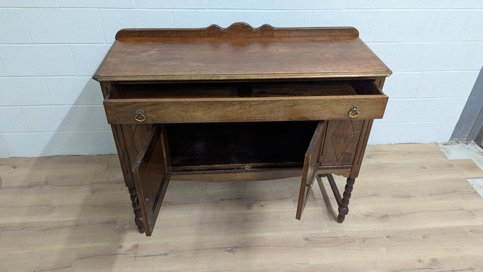 48"W Provincial Buffet