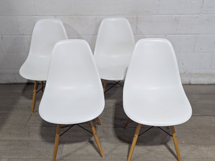 Set of 4 White/Birch Eiffel Chairs