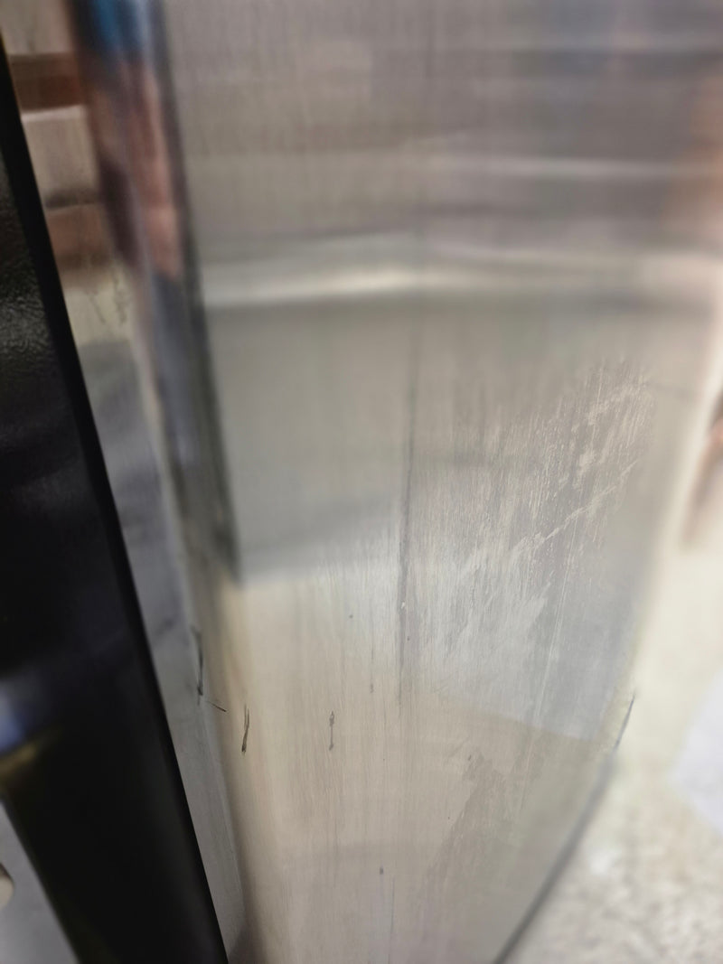 Whirlpool 30" Refrigerator - Top Freezer