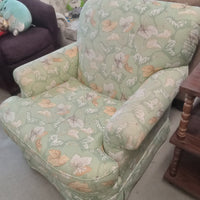 38"W Floral Patterned Arm Chair