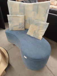 49"W Chaise Lounge