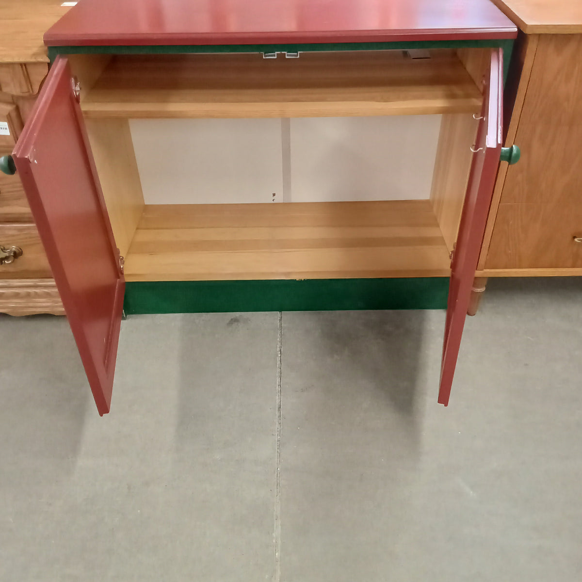 39.5"W Cabinet in Burgundy and Green