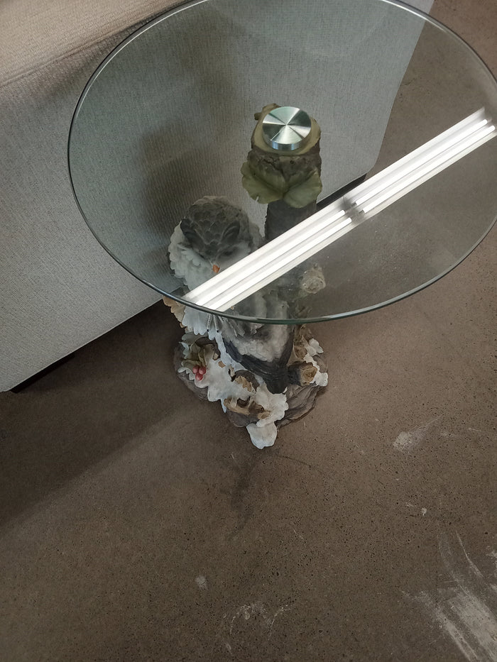 17" x 17" Round Small Coffee Table