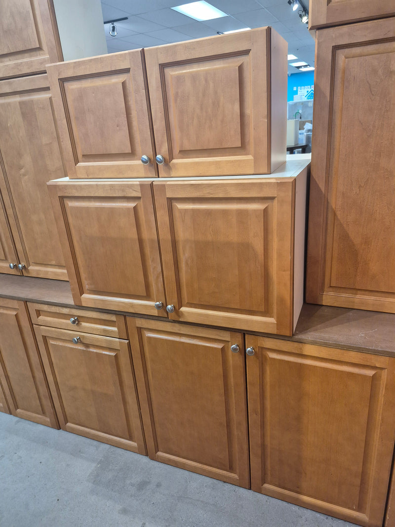 Maple Cabinet Set
