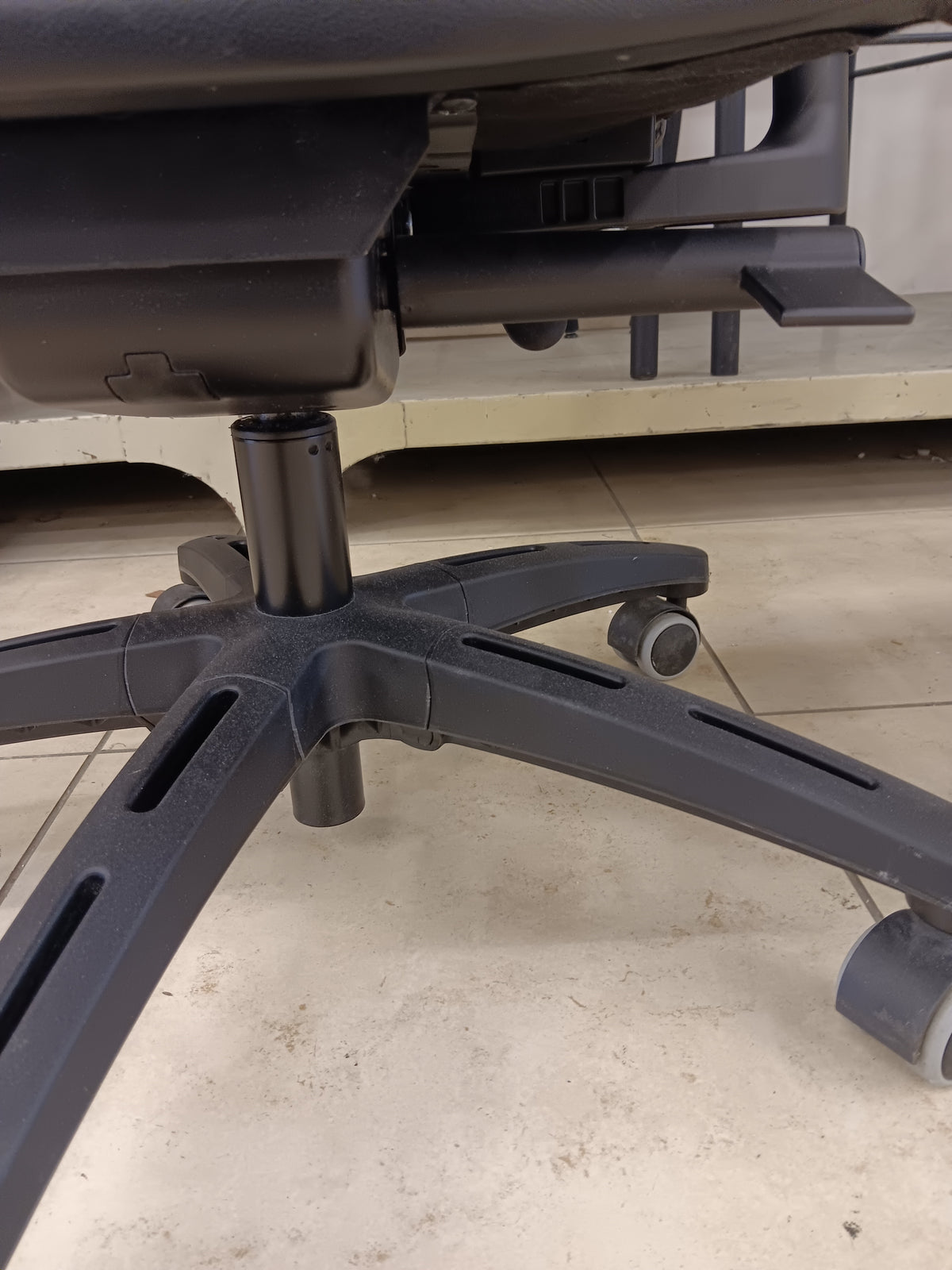 Volmar High-Back Office Chair
