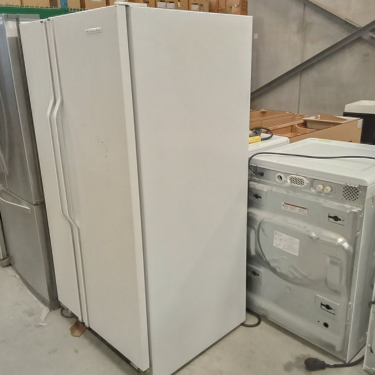33"W Side by Side Fridge Freezer in White