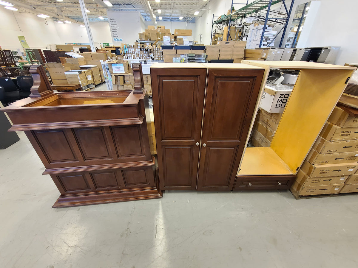 Set of 21 Kitchen Cabinets in Dark Brown