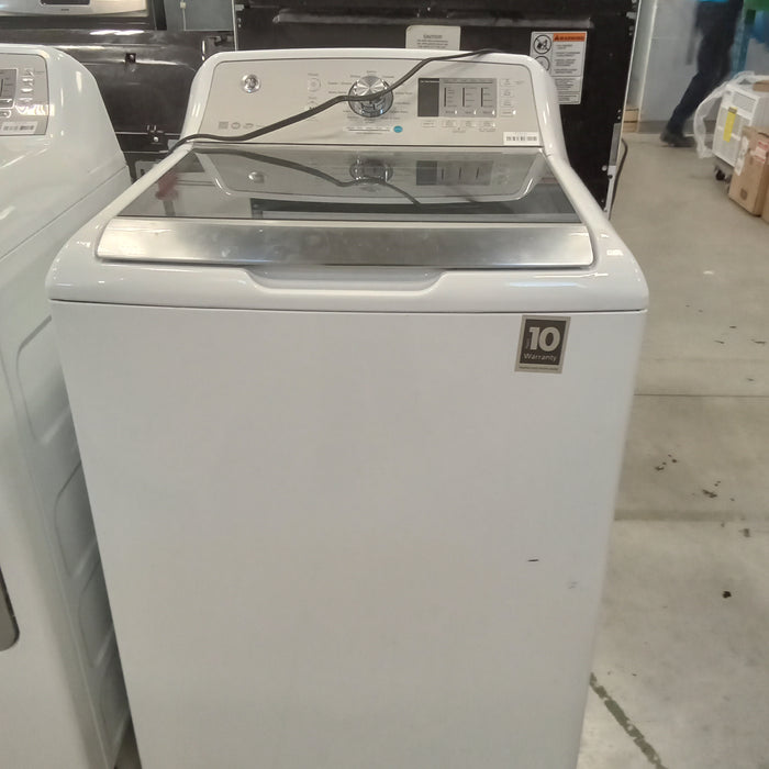 27"W Top-Load Washer in White