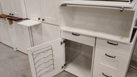 Kitchen Cabinet Set $1,050